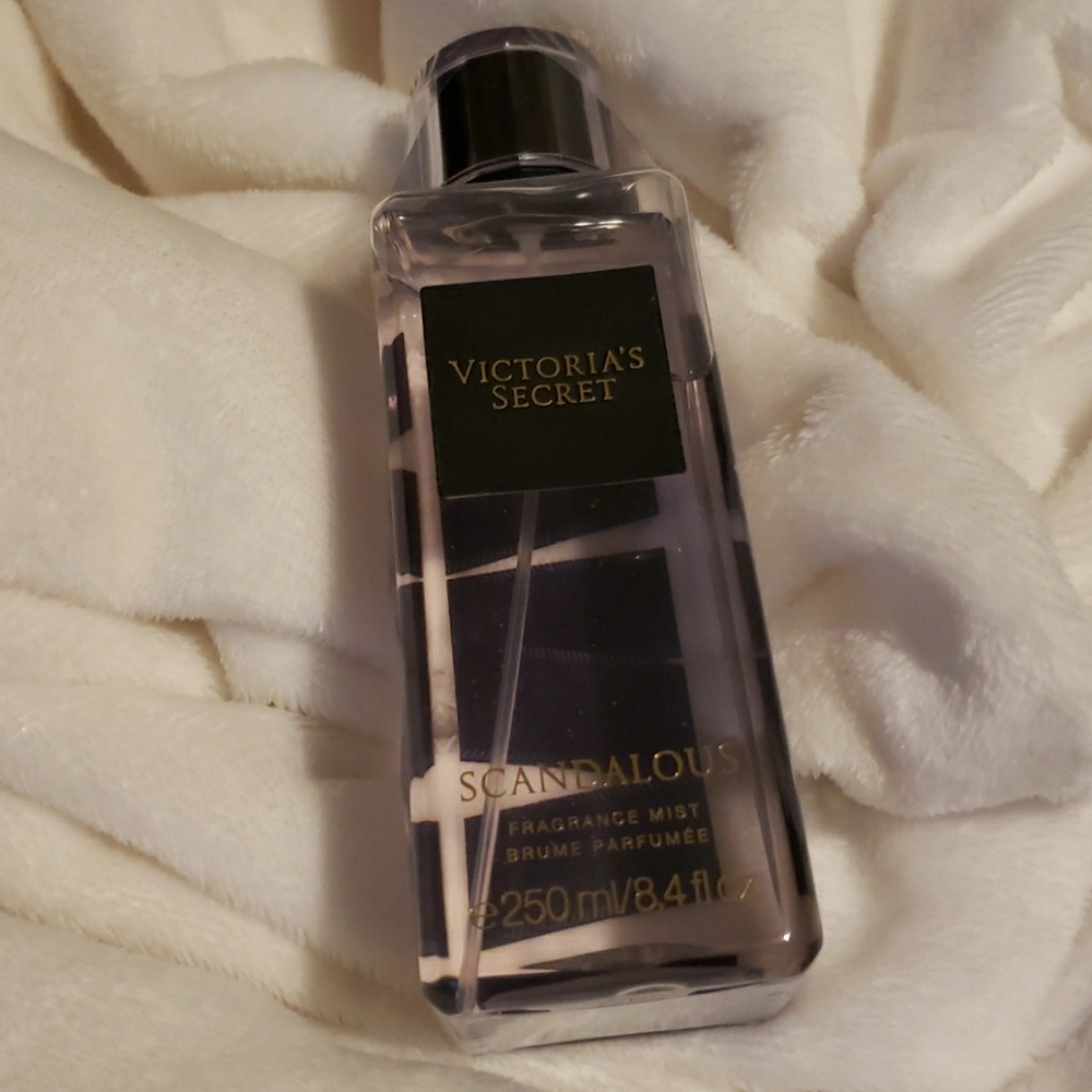 VS Scanalous Fragrance Mist